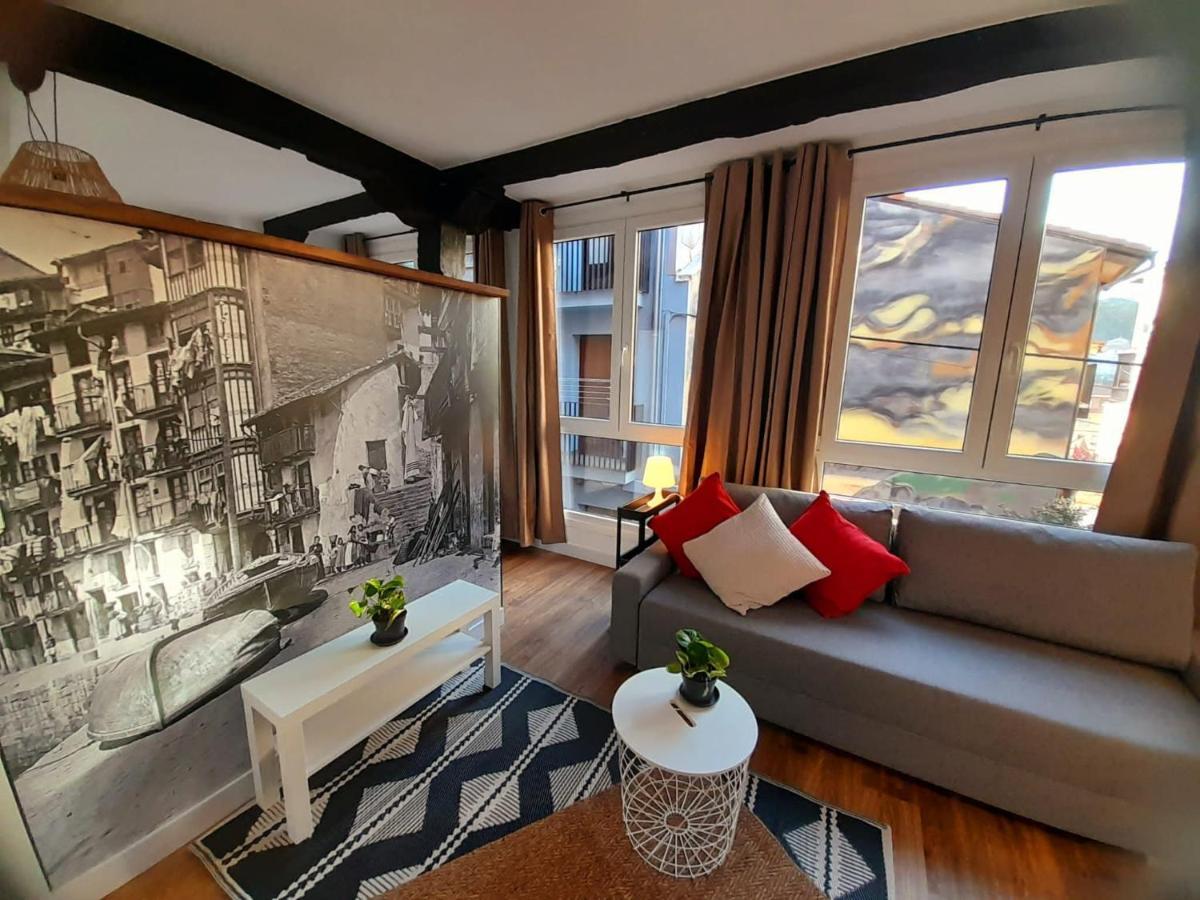 Andra Mari Apartamentu Turistikoak Bermeo Exterior photo