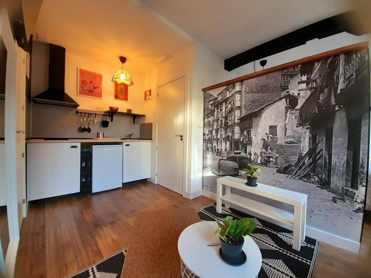 Andra Mari Apartamentu Turistikoak Bermeo Exterior photo