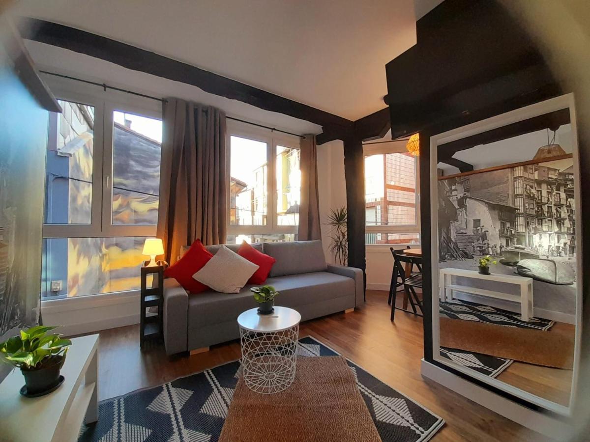 Andra Mari Apartamentu Turistikoak Bermeo Exterior photo